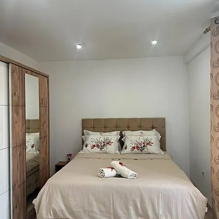 Apartament Center 4