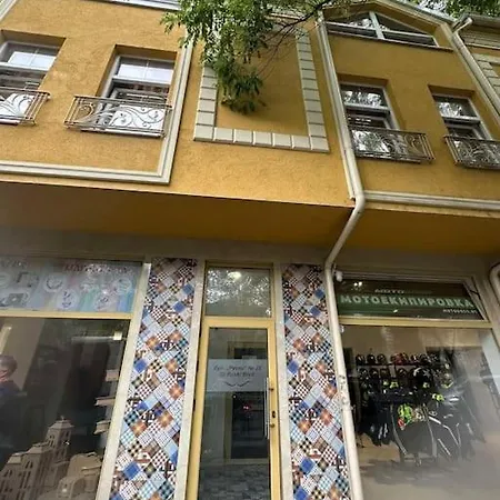 Center 4